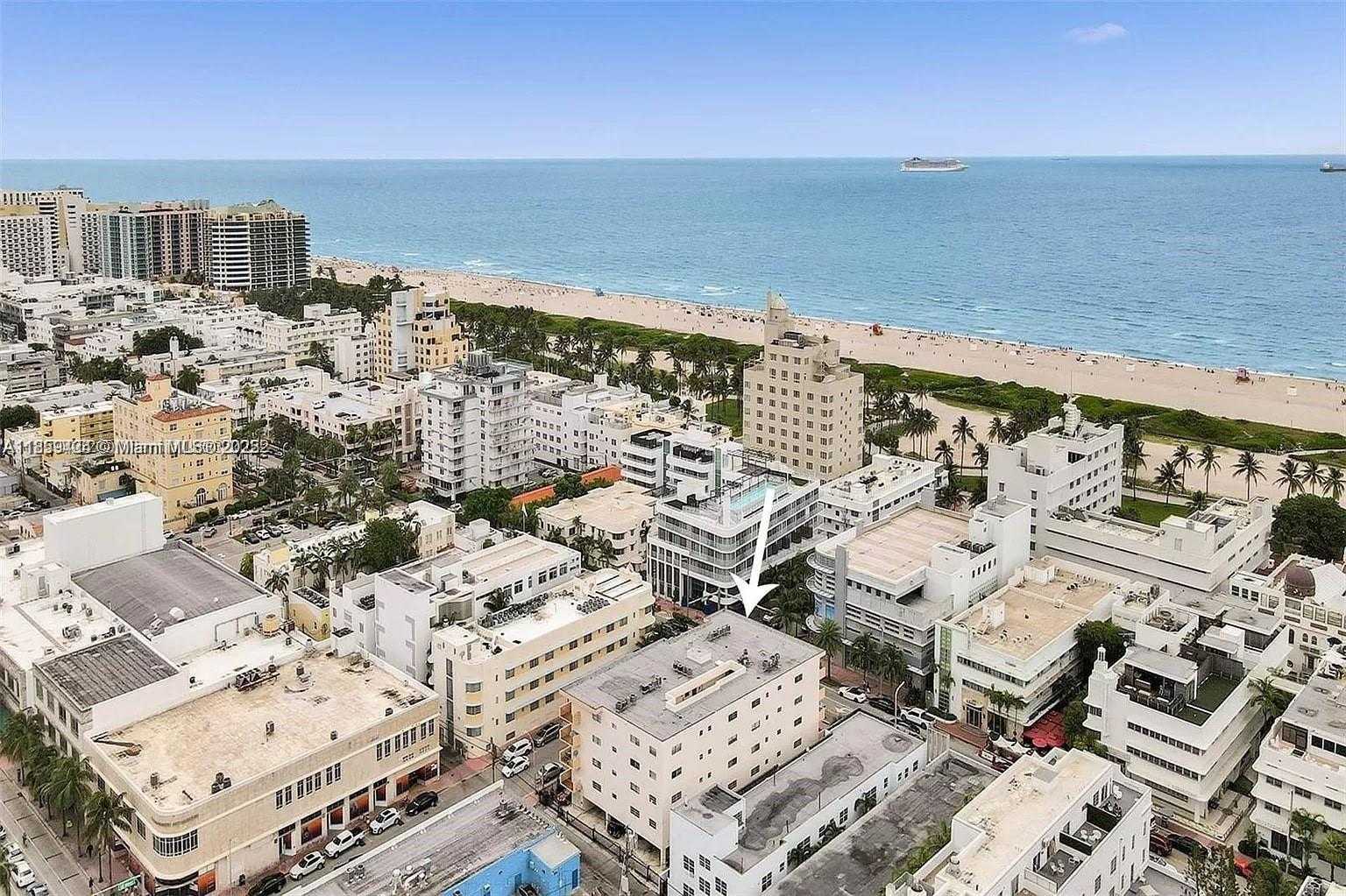 Small Image of 1150 COLLINS AVE #503, Miami Beach Number 9