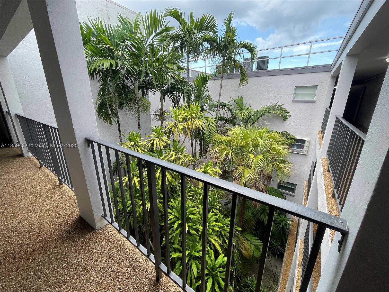 Small Image of 8101 SOUTH WEST 72ND AVE #417W, Miami Number 16