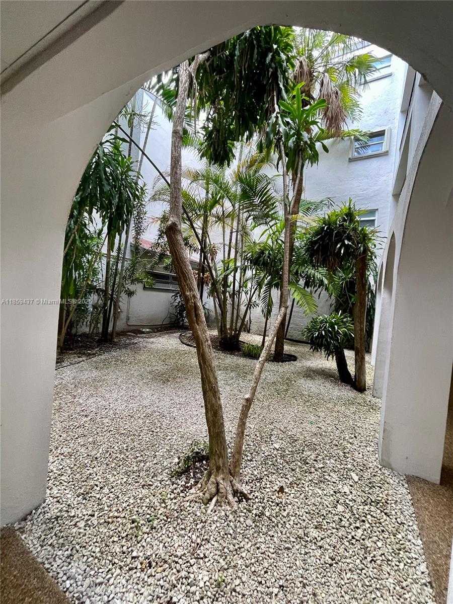 Small Image of 8101 SOUTH WEST 72ND AVE #417W, Miami Number 17