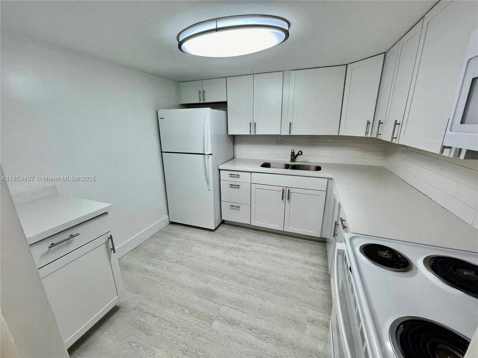 Small Image of 8101 SOUTH WEST 72ND AVE #417W, Miami Number 2