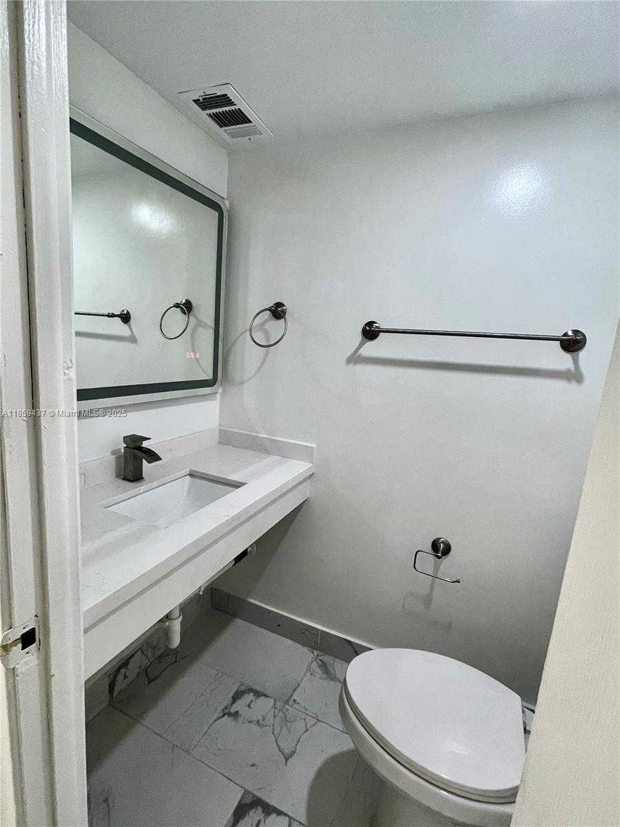 Small Image of 8101 SOUTH WEST 72ND AVE #417W, Miami Number 4