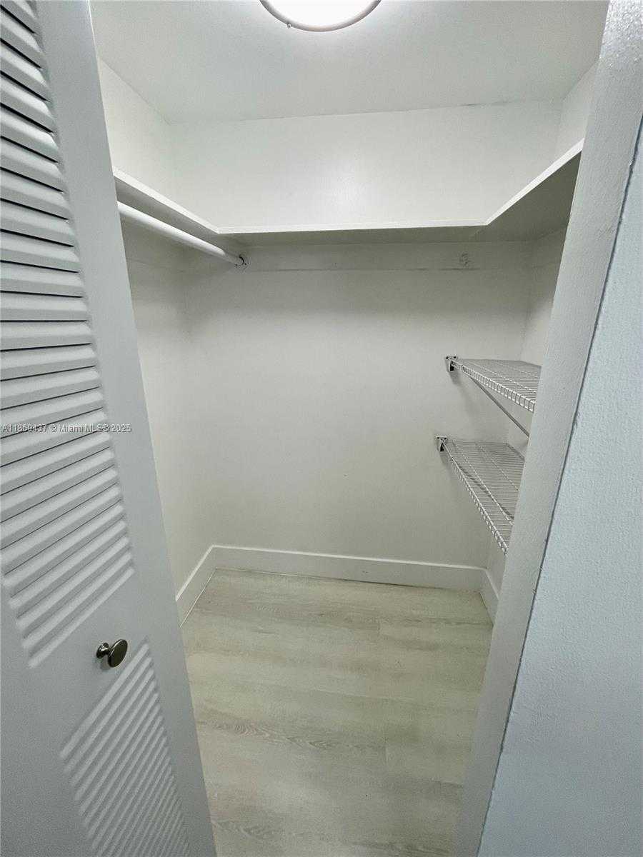 Small Image of 8101 SOUTH WEST 72ND AVE #417W, Miami Number 5