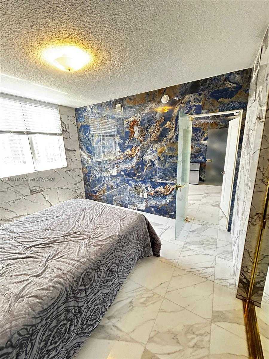 Small Image of 601 NORTH EAST 23RD ST #903, Miami Number 9