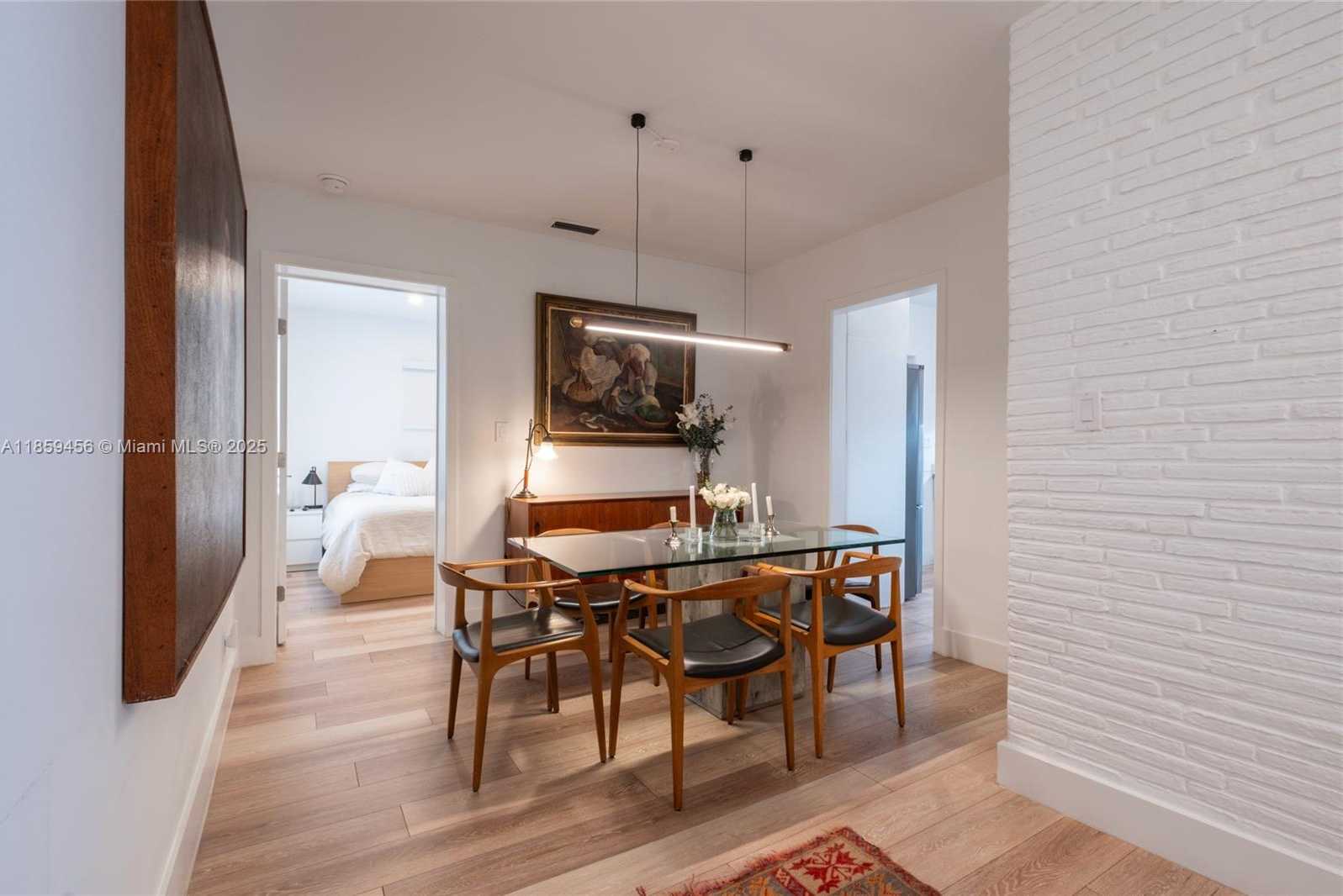 Small Image of 2354 ALTON RD, Miami Beach Number 8