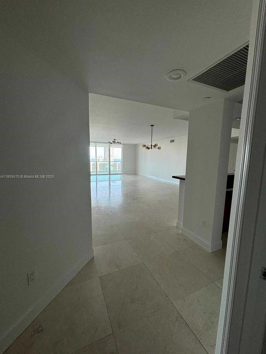 Small Image of 3301 NORTH EAST 183RD ST #2705, Aventura Number 11