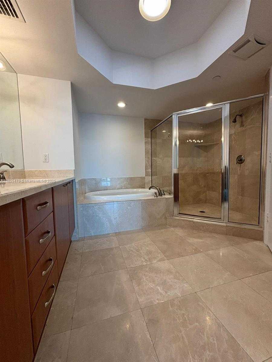 Small Image of 3301 NORTH EAST 183RD ST #2705, Aventura Number 16
