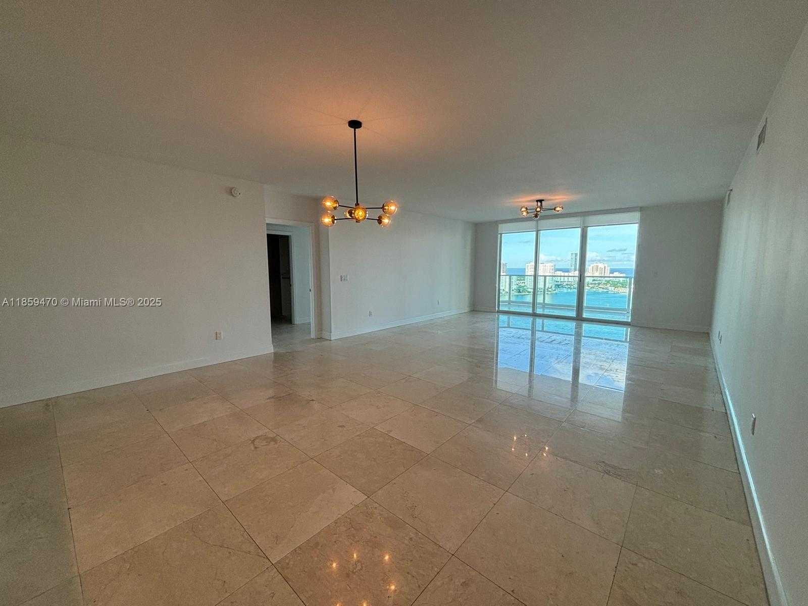 Small Image of 3301 NORTH EAST 183RD ST #2705, Aventura Number 4