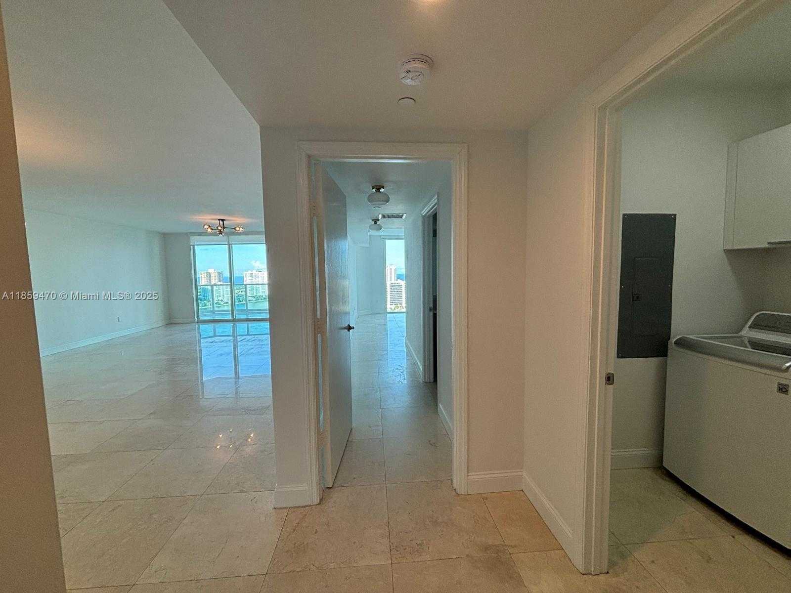 Small Image of 3301 NORTH EAST 183RD ST #2705, Aventura Number 5