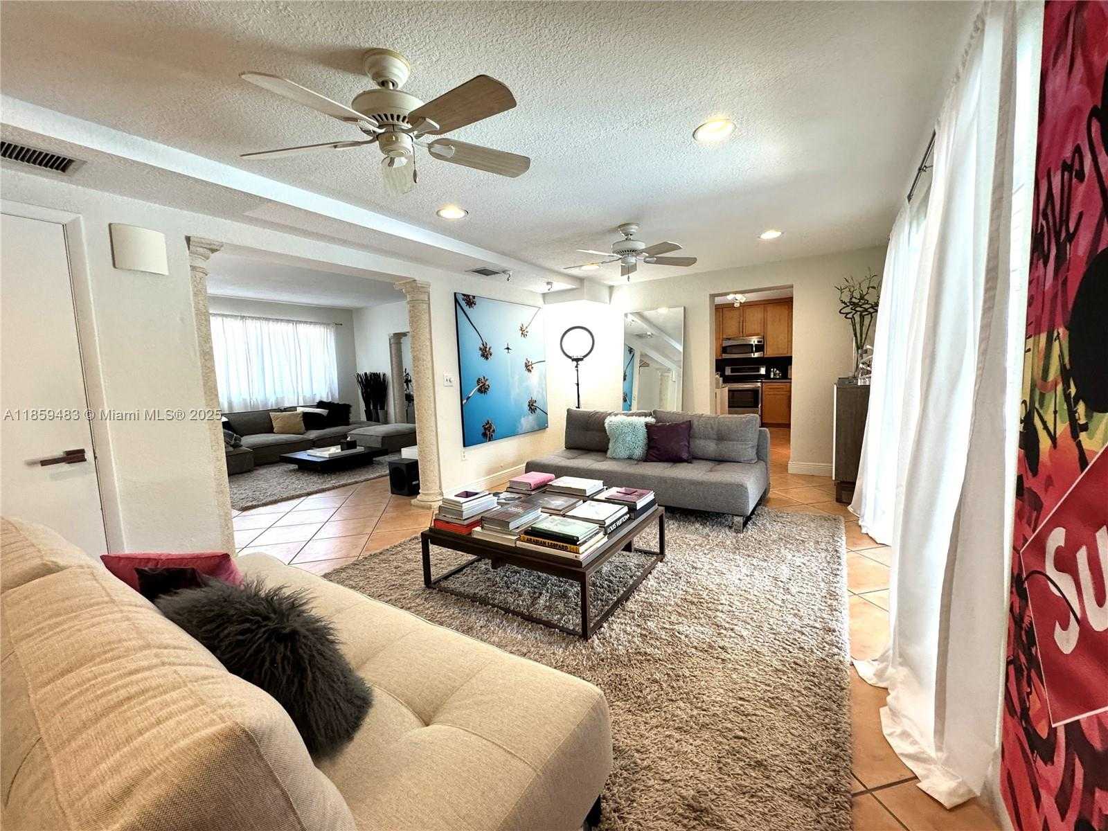 Small Image of 257 ATLANTIC ISLE, Sunny Isles Beach Number 24