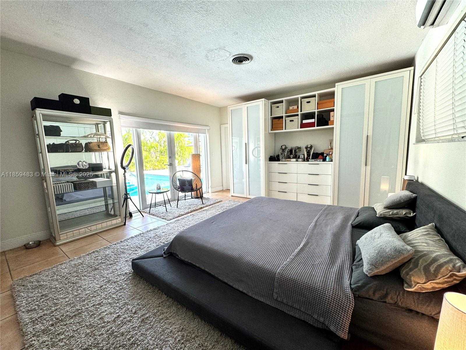 Small Image of 257 ATLANTIC ISLE, Sunny Isles Beach Number 31