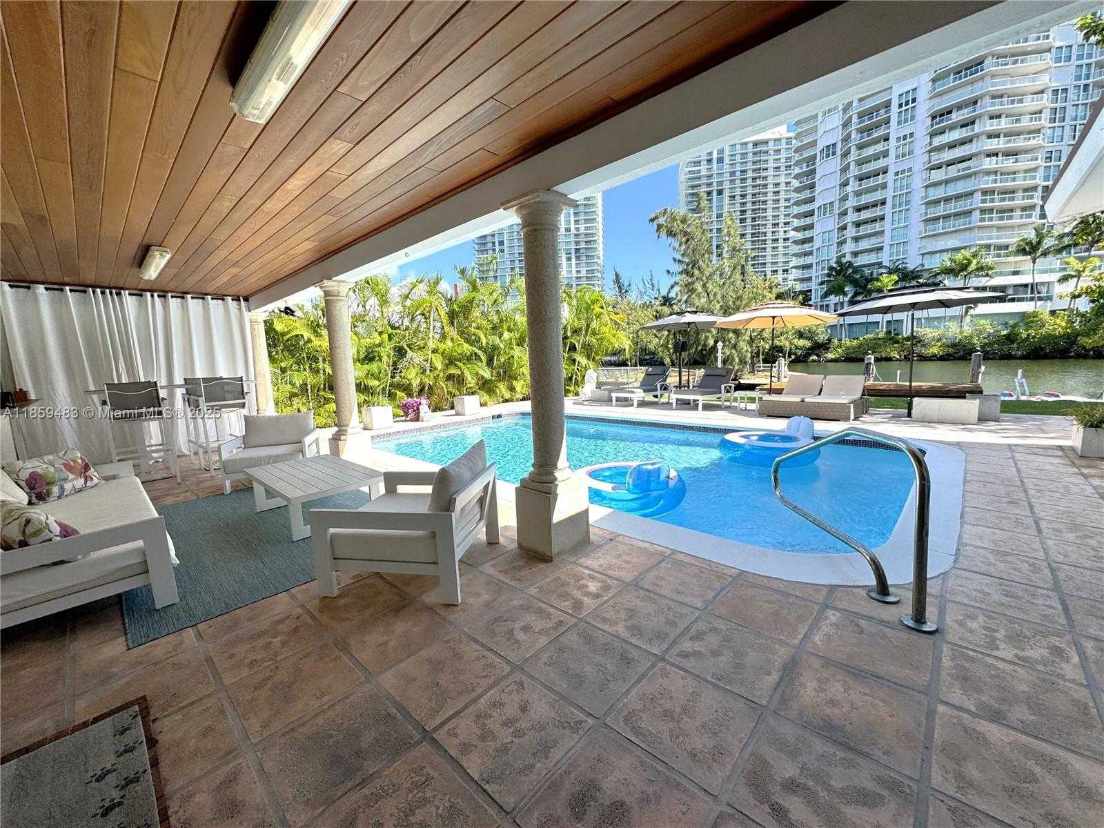 Small Image of 257 ATLANTIC ISLE, Sunny Isles Beach Number 44