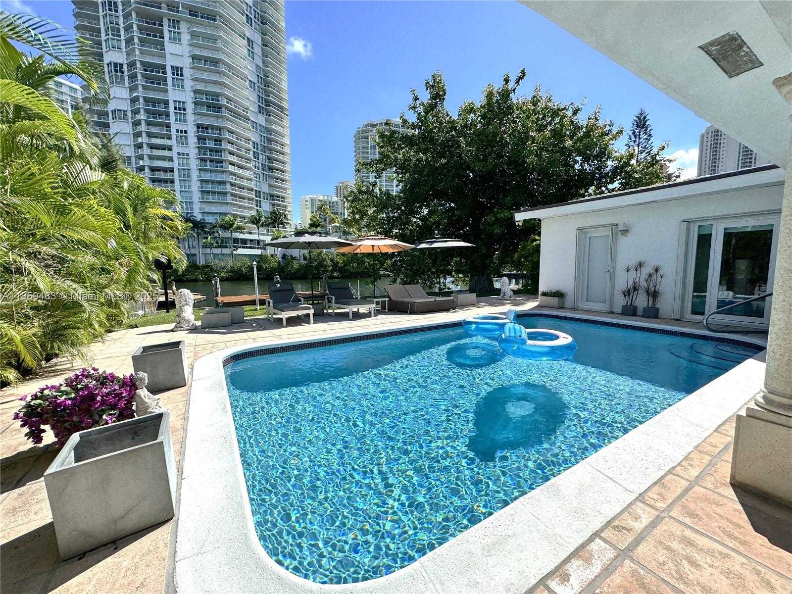 Small Image of 257 ATLANTIC ISLE, Sunny Isles Beach Number 46