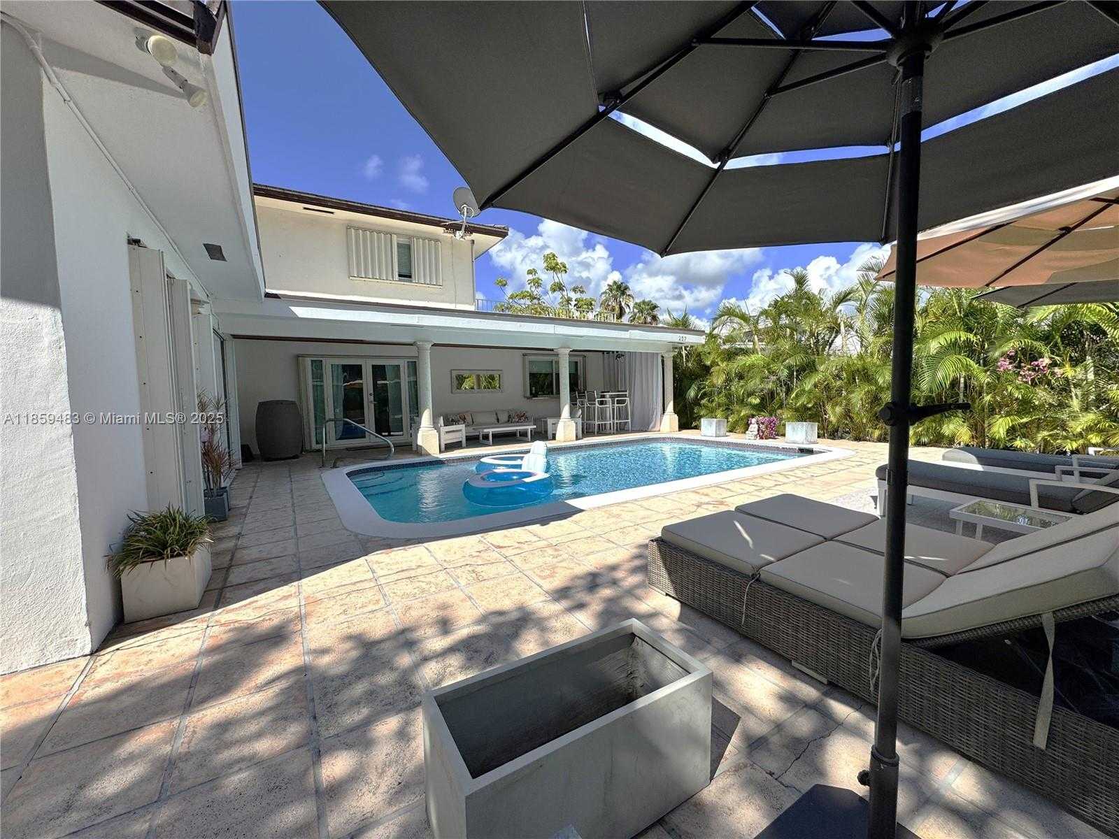 Small Image of 257 ATLANTIC ISLE, Sunny Isles Beach Number 51