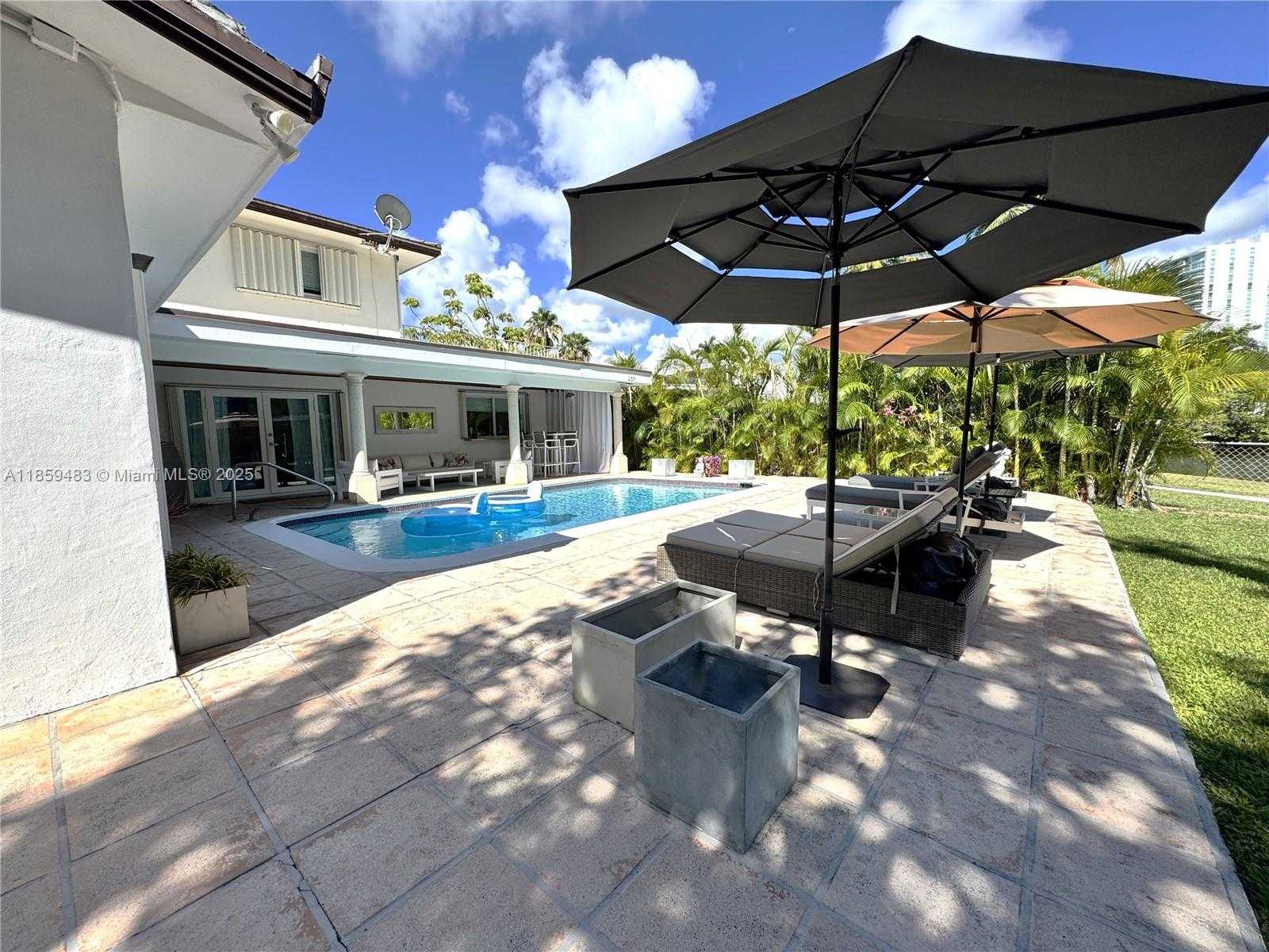 Small Image of 257 ATLANTIC ISLE, Sunny Isles Beach Number 52