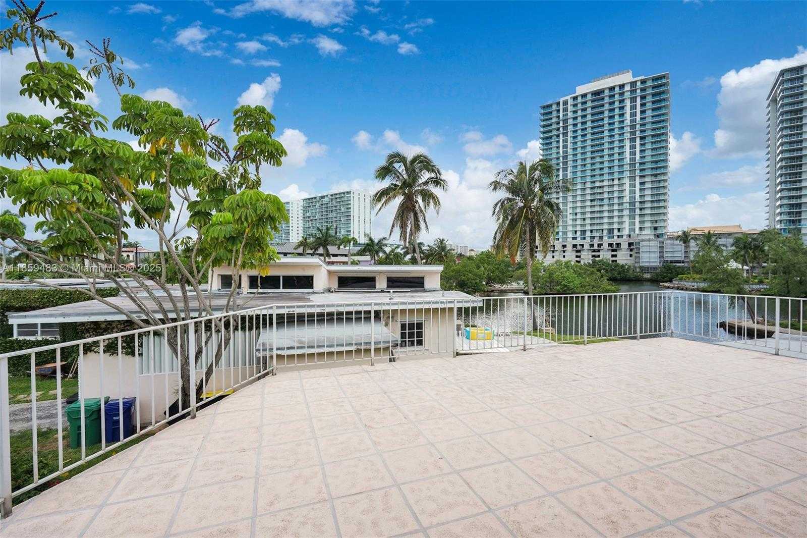 Small Image of 257 ATLANTIC ISLE, Sunny Isles Beach Number 60