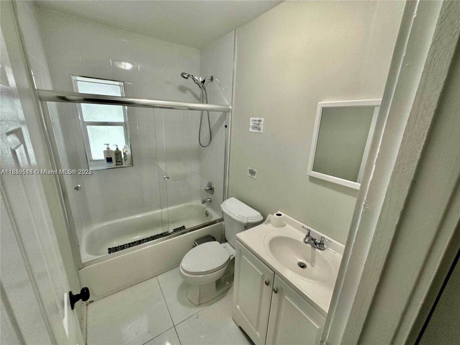 Small Image of 832 NORTH WEST 76TH ST, Miami Number 10
