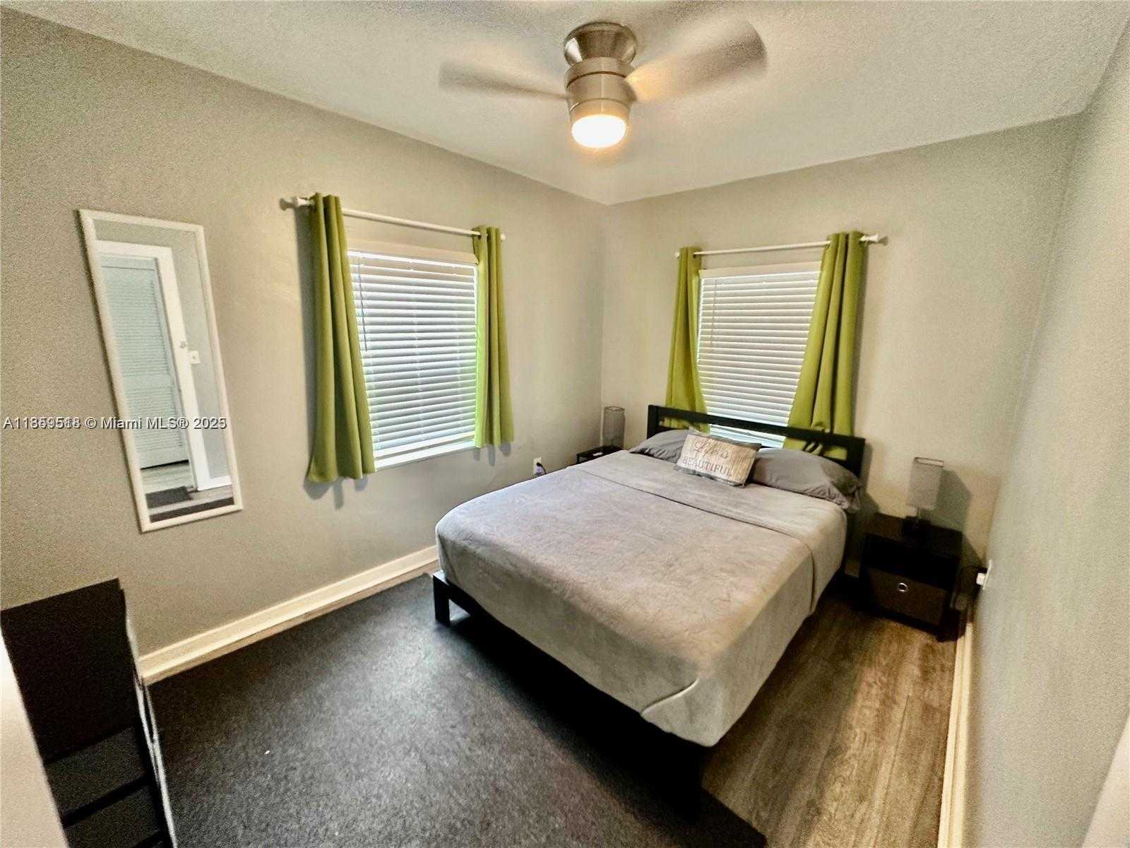 Small Image of 832 NORTH WEST 76TH ST, Miami Number 12