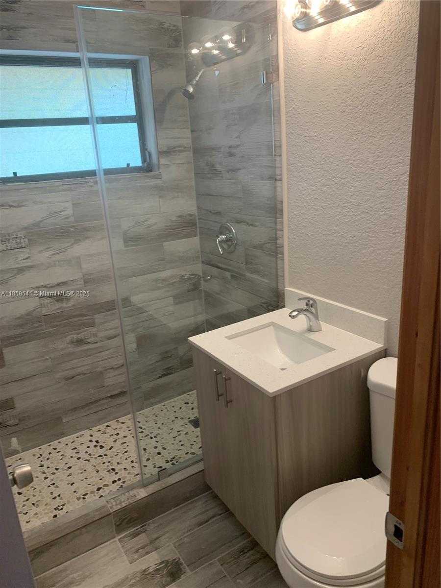 Small Image of 9730 MARLIN RD #9730, Cutler Bay Number 14