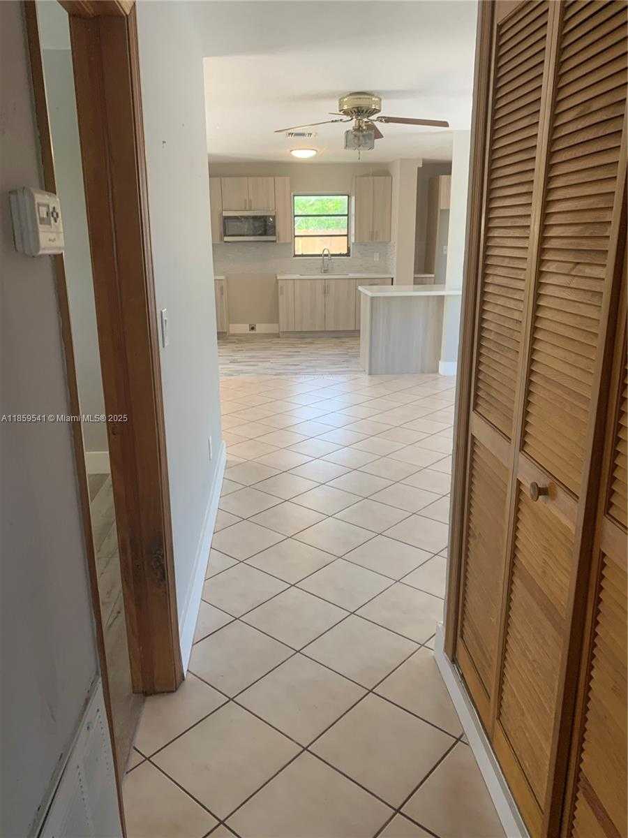 Small Image of 9730 MARLIN RD #9730, Cutler Bay Number 15