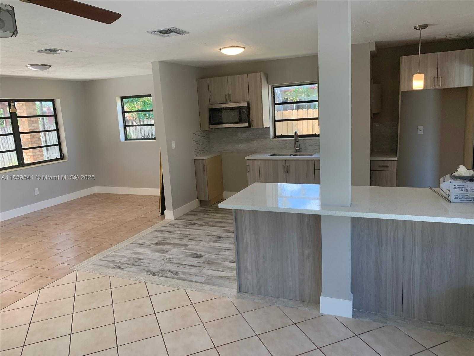 Small Image of 9730 MARLIN RD #9730, Cutler Bay Number 16