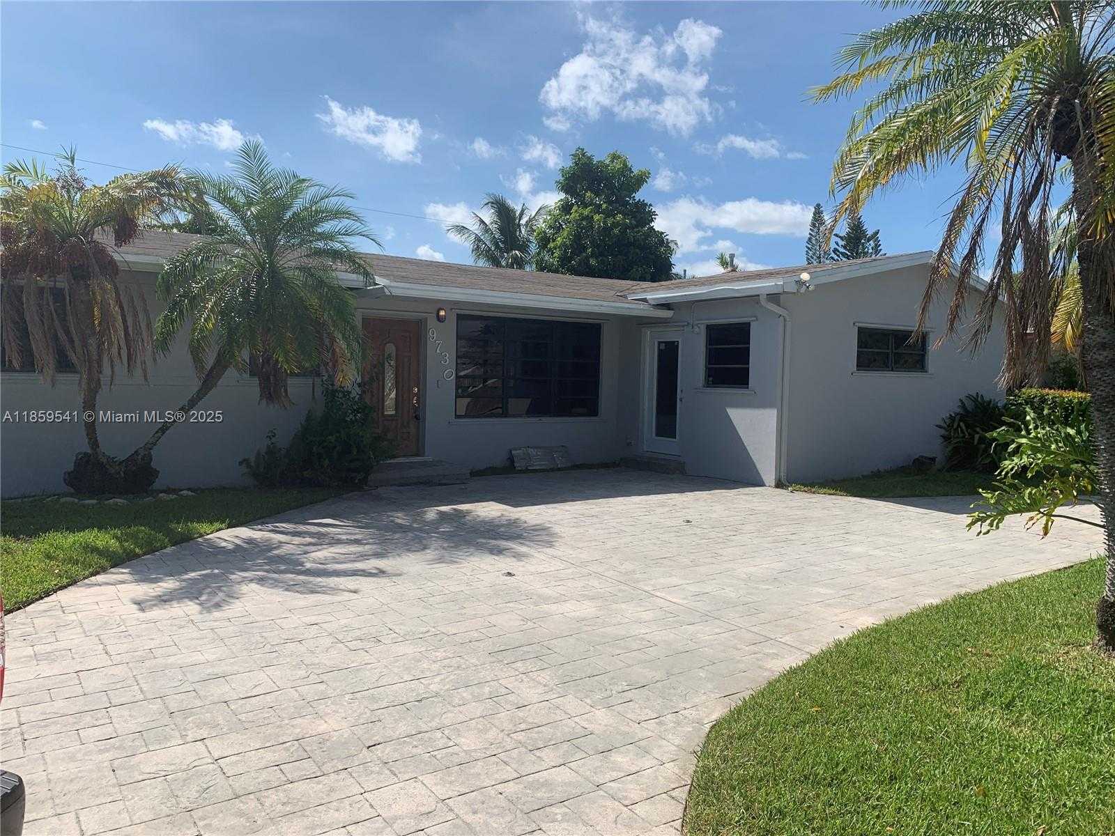Small Image of 9730 MARLIN RD #9730, Cutler Bay Number 2