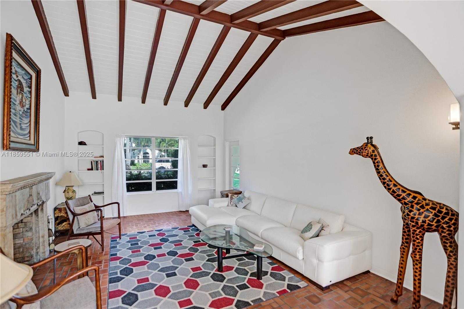 Small Image of 2214 SEGOVIA CIR, Coral Gables Number 18