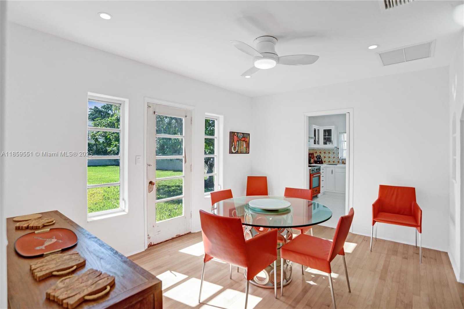 Small Image of 2214 SEGOVIA CIR, Coral Gables Number 21