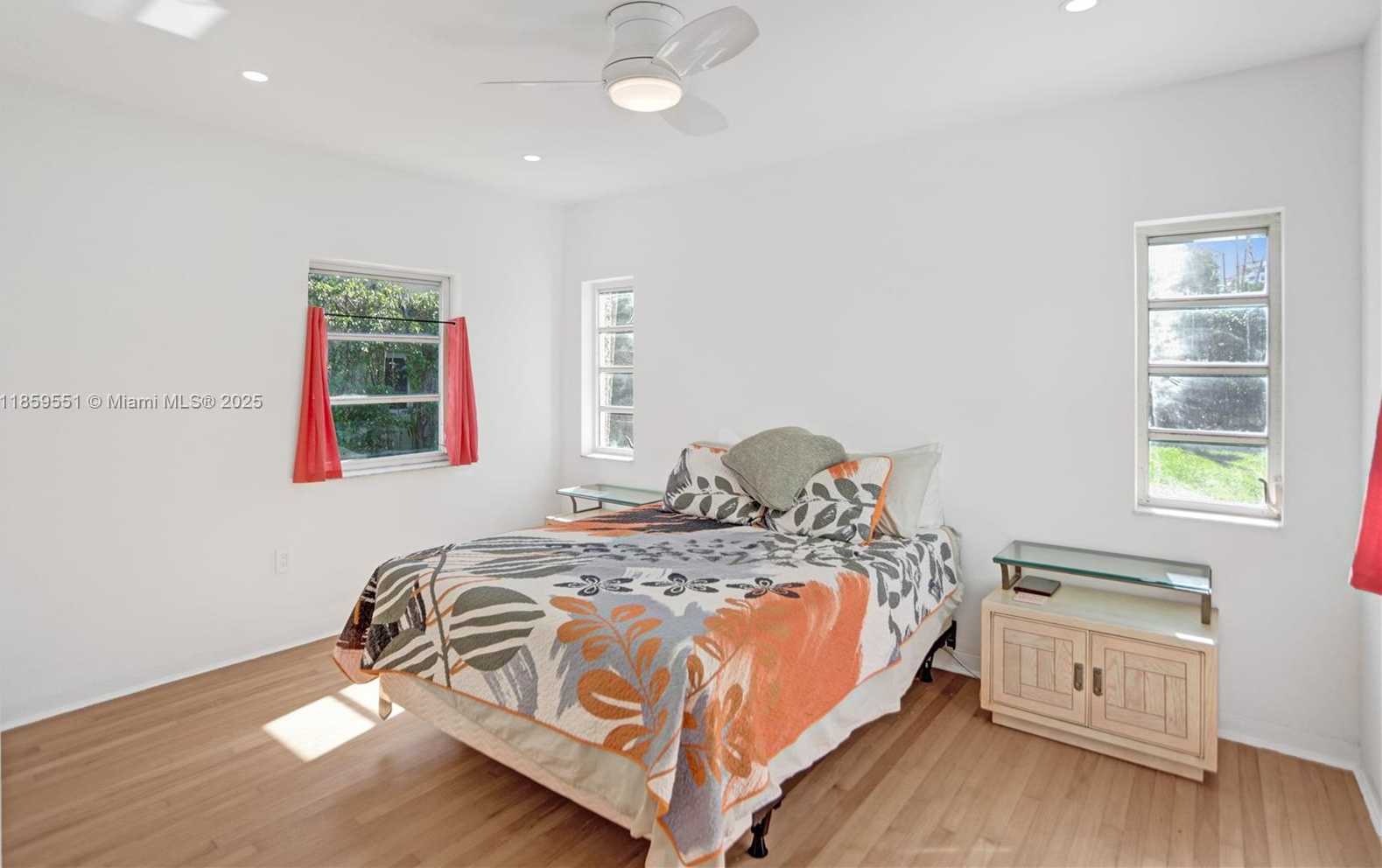 Small Image of 2214 SEGOVIA CIR, Coral Gables Number 27