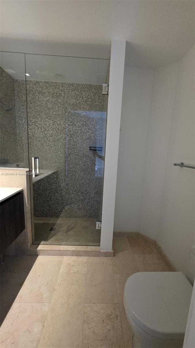 Small Image of 68 SOUTH EAST 6TH ST #2412, Miami Number 12