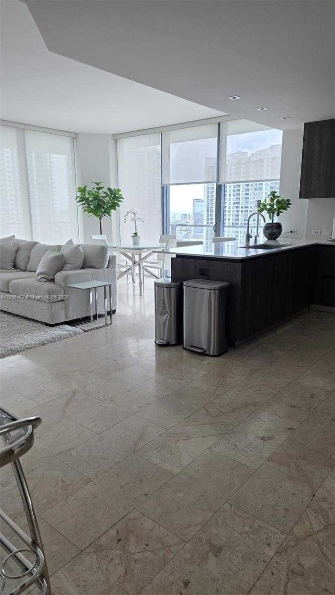 Small Image of 68 SOUTH EAST 6TH ST #2412, Miami Number 21