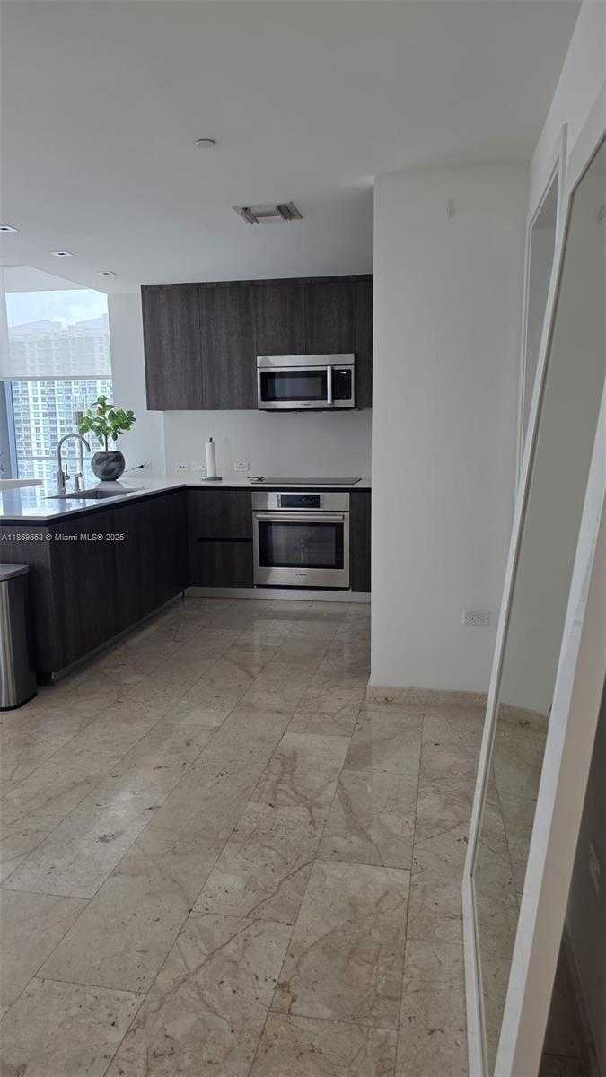Small Image of 68 SOUTH EAST 6TH ST #2412, Miami Number 29