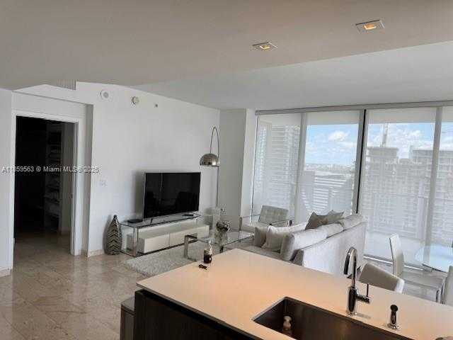 Small Image of 68 SOUTH EAST 6TH ST #2412, Miami Number 33