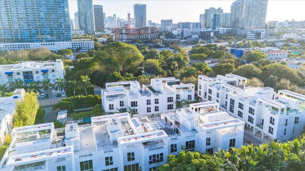 Small Image of 455 NORTH EAST 39TH ST #306, Miami Number 27