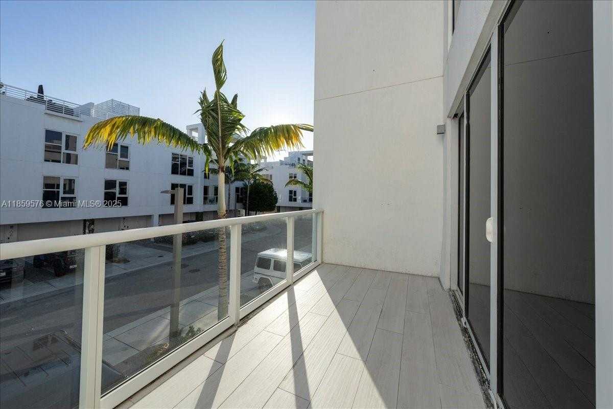 Small Image of 455 NORTH EAST 39TH ST #306, Miami Number 5