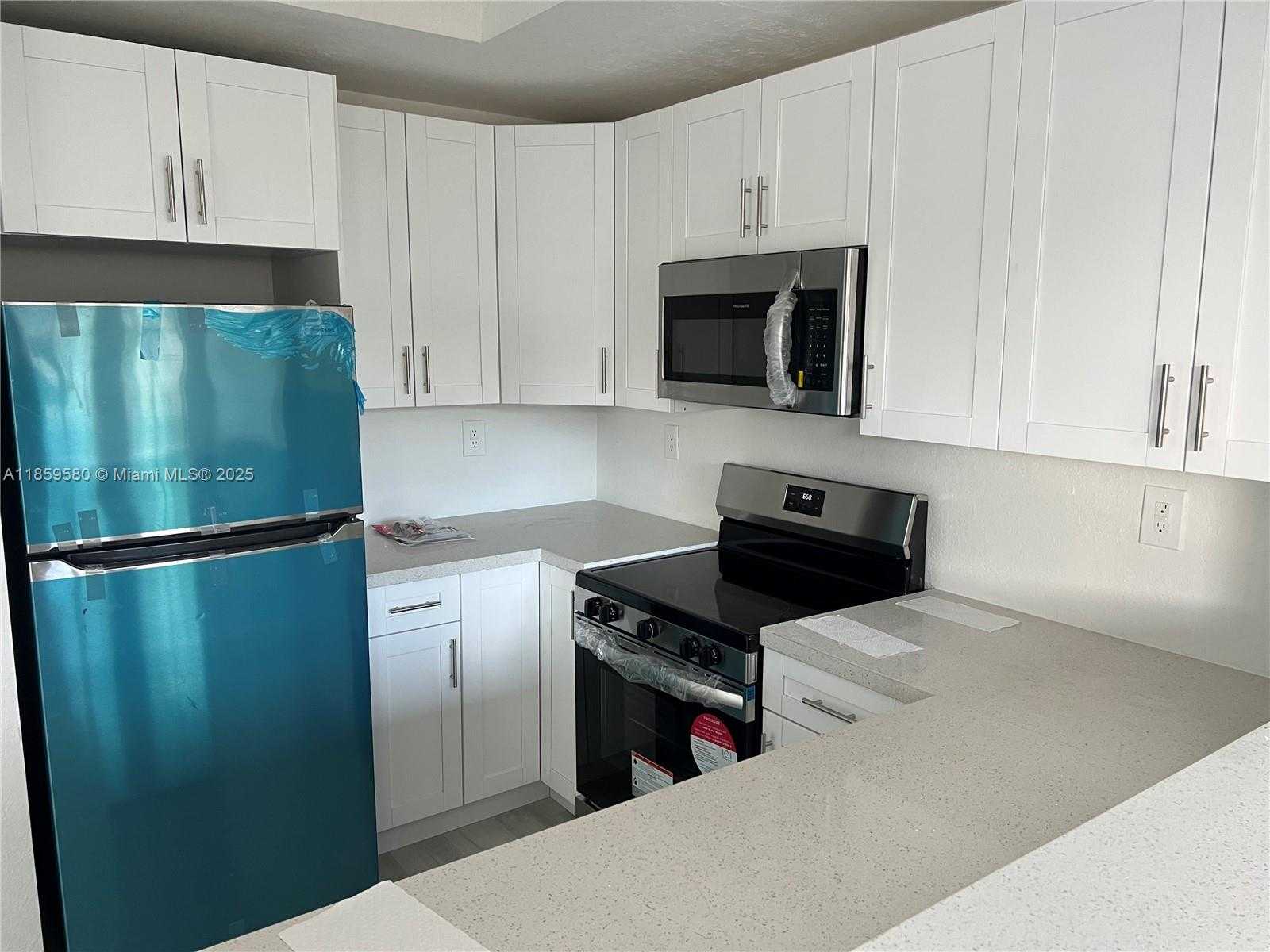 Small Image of 8886 WEST FLAGLER ST #207, Miami Number 11