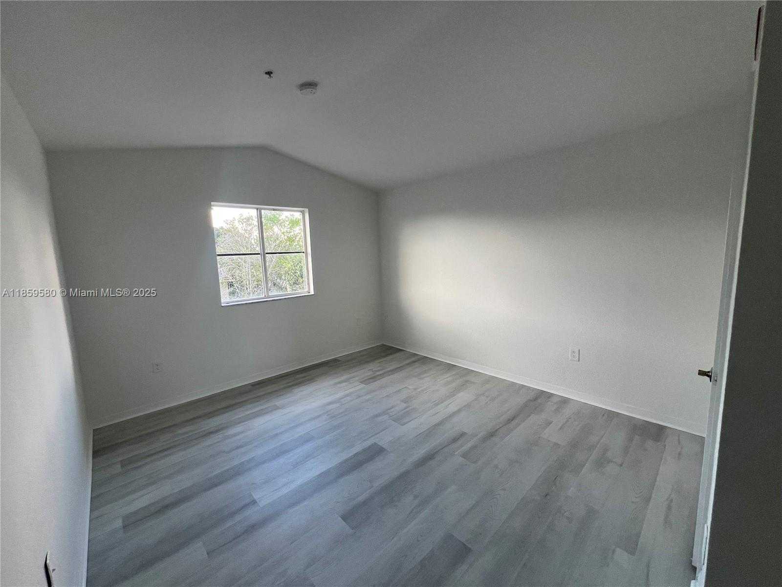 Small Image of 8886 WEST FLAGLER ST #207, Miami Number 6
