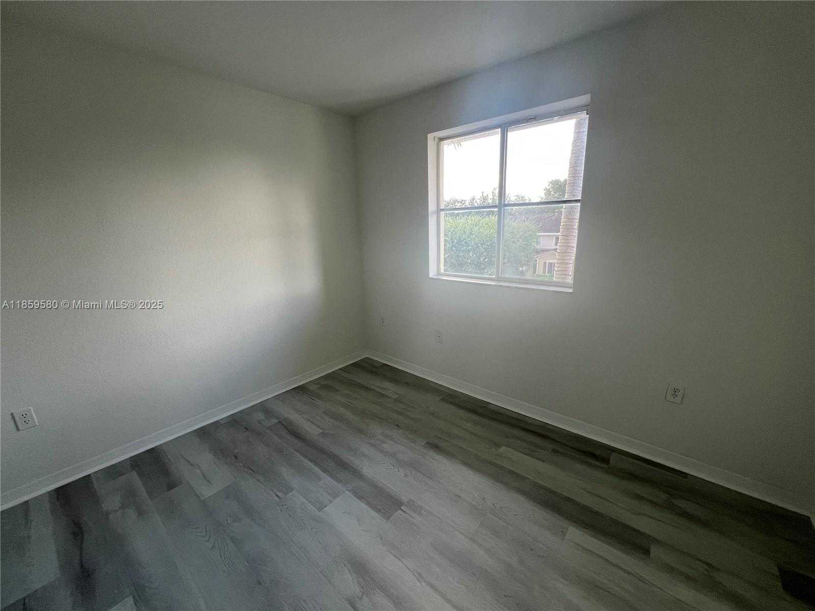 Small Image of 8886 WEST FLAGLER ST #207, Miami Number 7