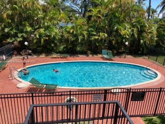 Small Image of 1431 SOUTH 14TH AVE #104, Hollywood Number 13