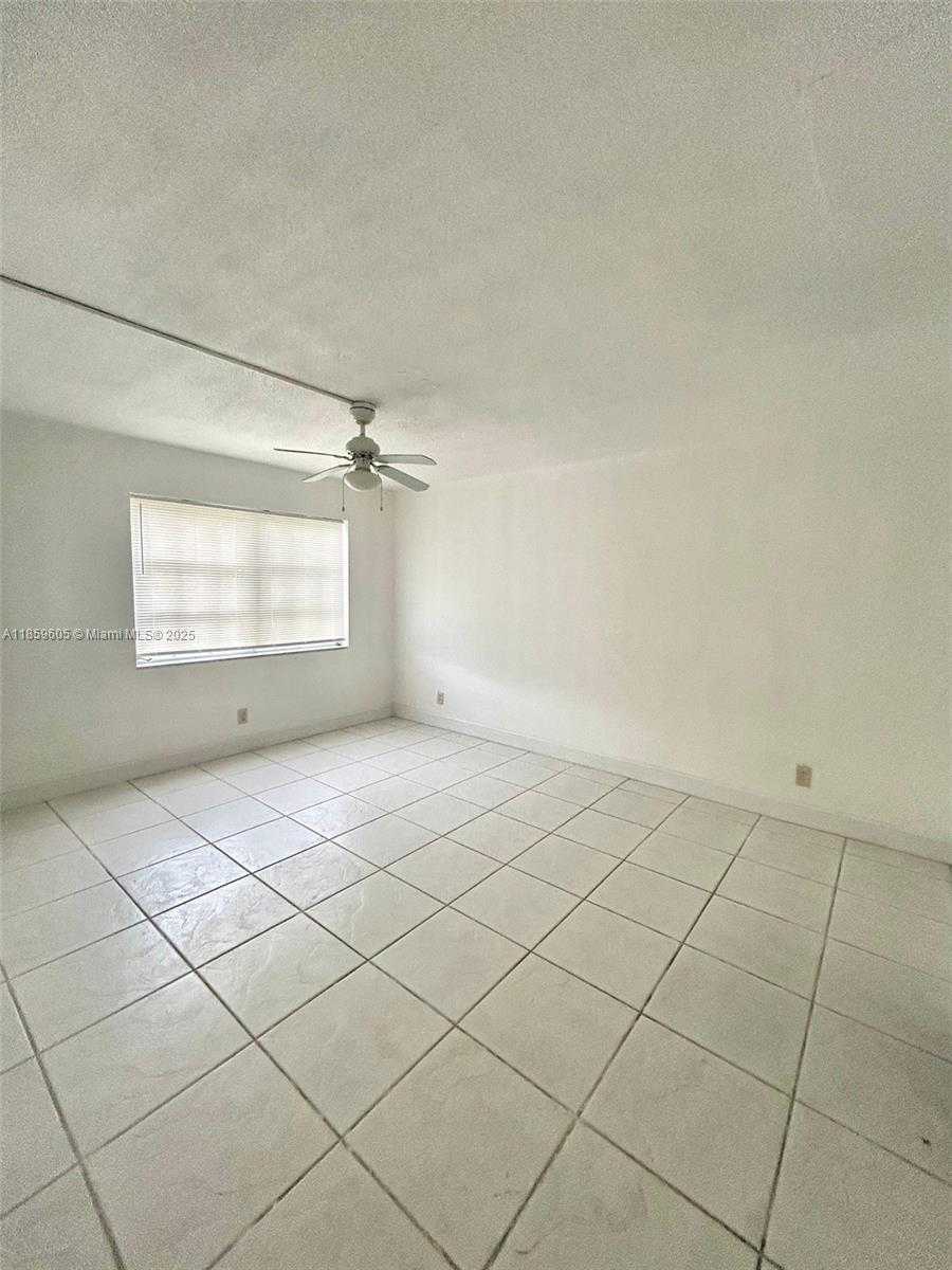 Small Image of 1431 SOUTH 14TH AVE #104, Hollywood Number 5