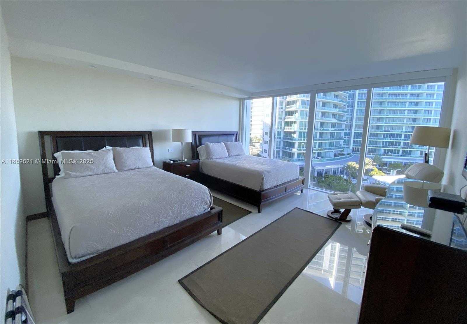 Small Image of 10275 COLLINS AVE #708, Bal Harbour Number 16