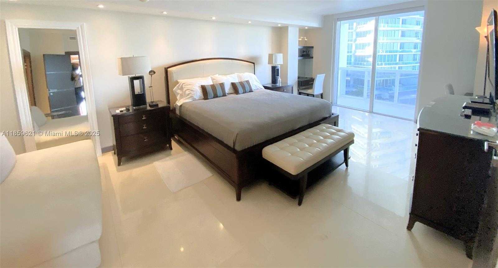 Small Image of 10275 COLLINS AVE #708, Bal Harbour Number 20