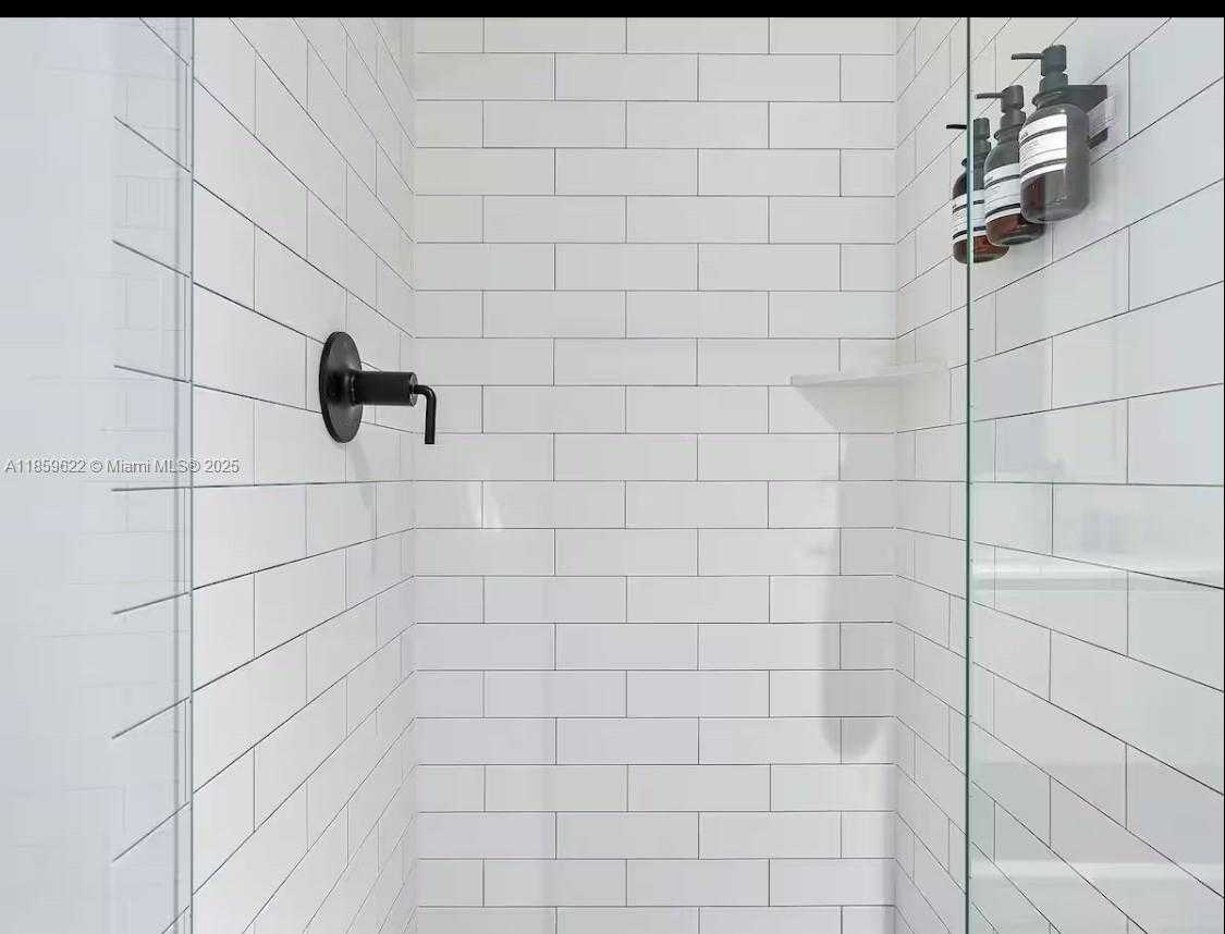 Small Image of 398 NORTH EAST 5TH ST #4004, Miami Number 16