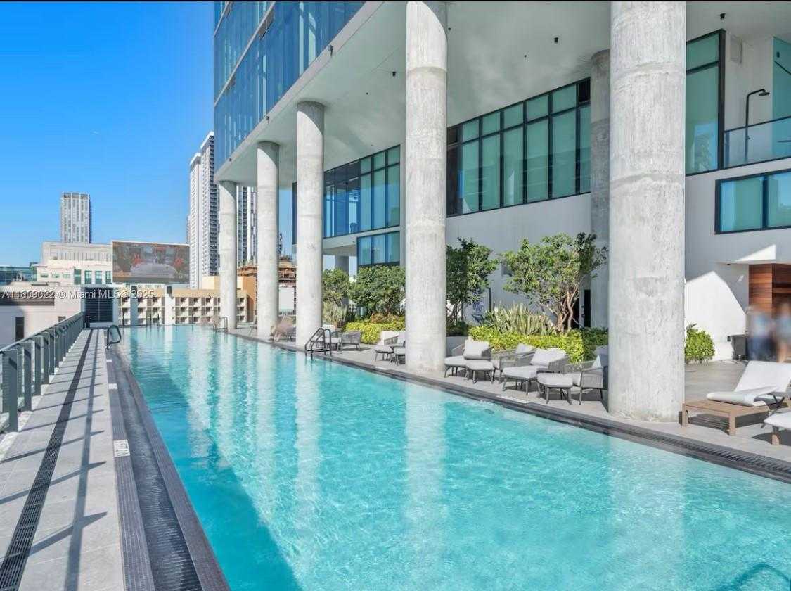Small Image of 398 NORTH EAST 5TH ST #4004, Miami Number 23