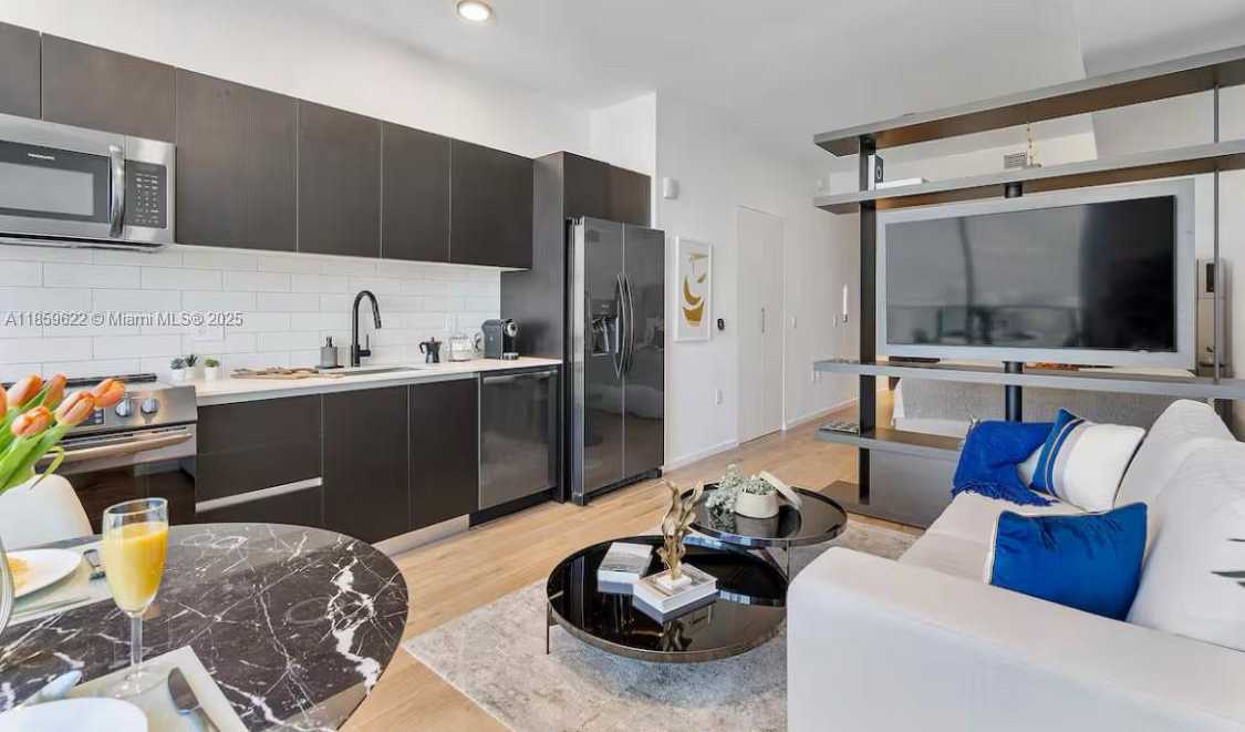 Small Image of 398 NORTH EAST 5TH ST #4004, Miami Number 7