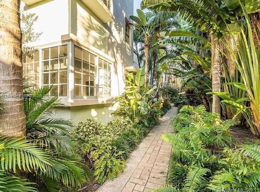 Small Image of 2921 SHERIDAN AVE #3, Miami Beach Number 17
