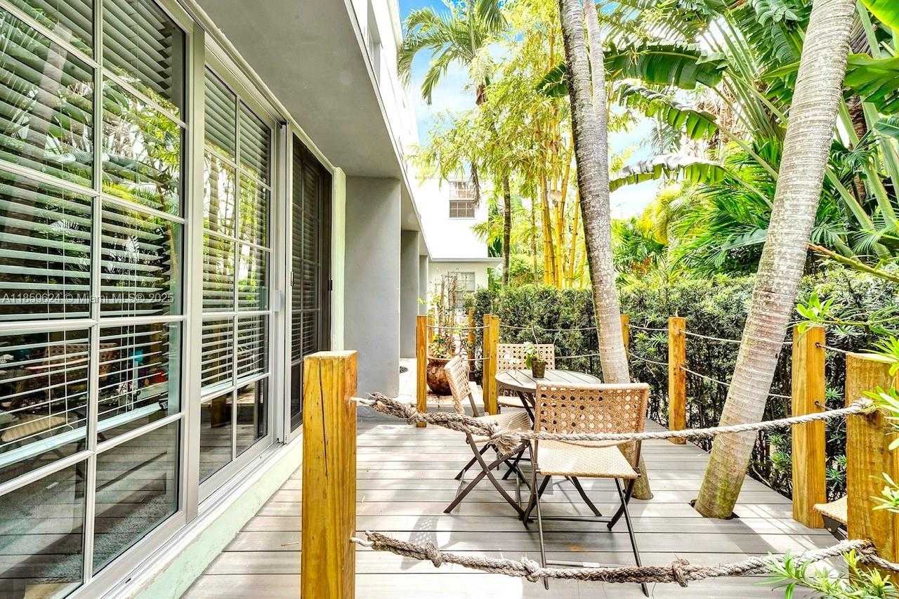 Small Image of 2921 SHERIDAN AVE #3, Miami Beach Number 20