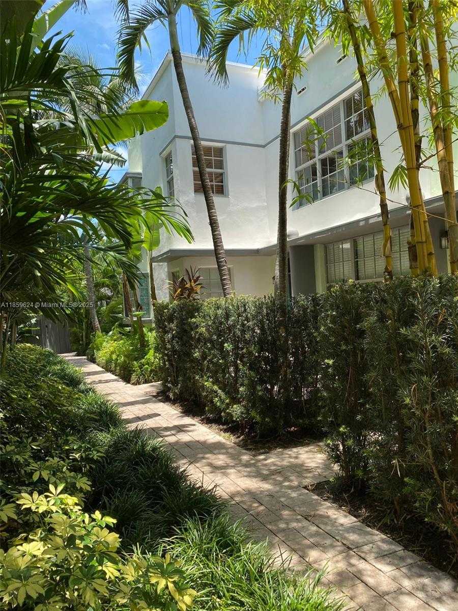 Small Image of 2921 SHERIDAN AVE #3, Miami Beach Number 25