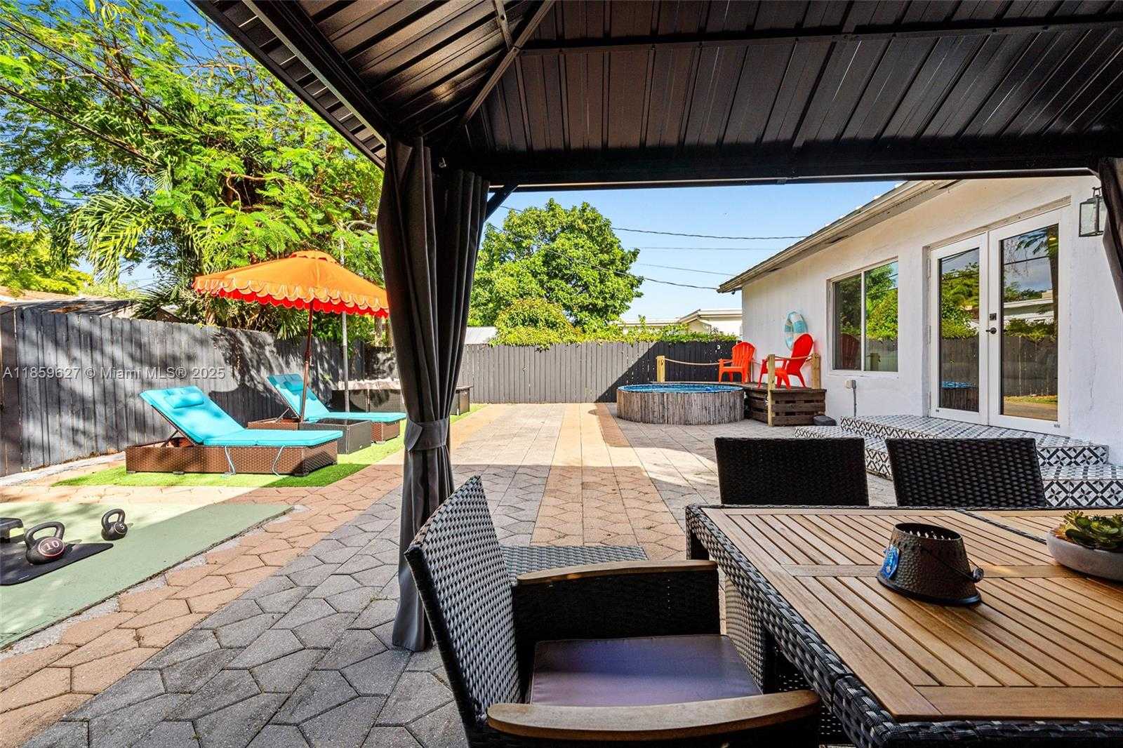 Small Image of 2263 SOUTH WEST 21ST ST, Miami Number 44