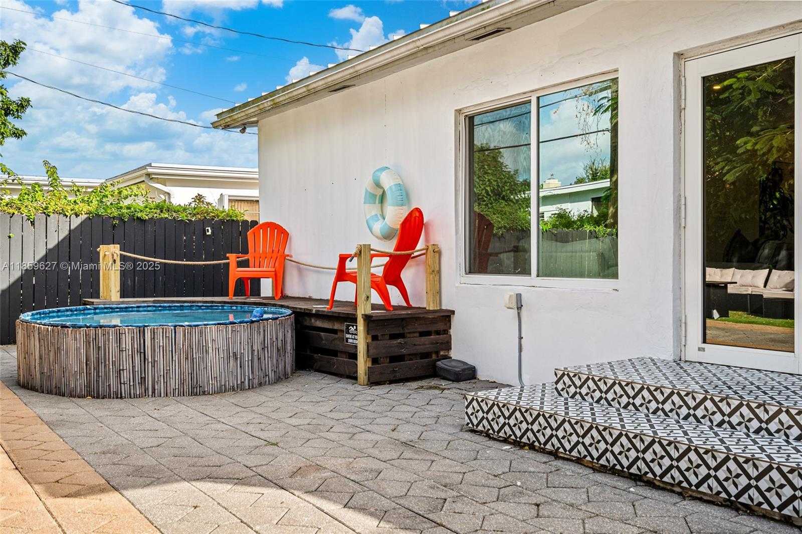 Small Image of 2263 SOUTH WEST 21ST ST, Miami Number 45
