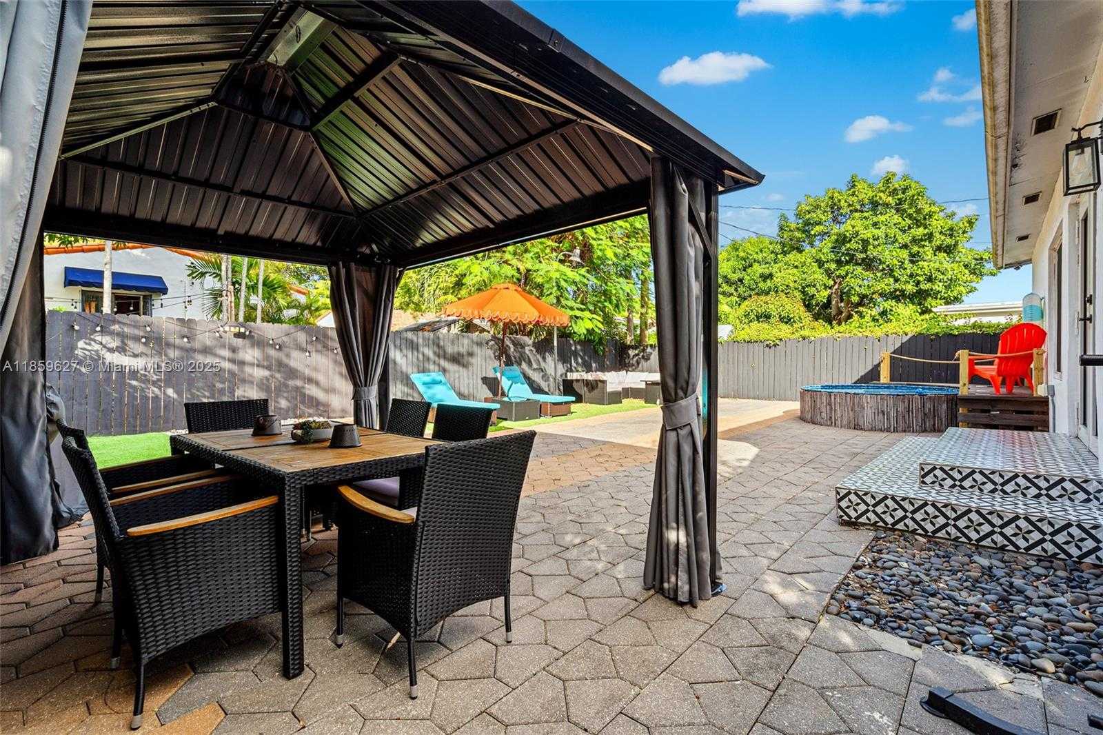 Small Image of 2263 SOUTH WEST 21ST ST, Miami Number 46